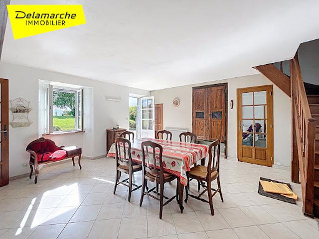 Vente Maison 4 pièces 104 m2 Saint Denis le Vêtu