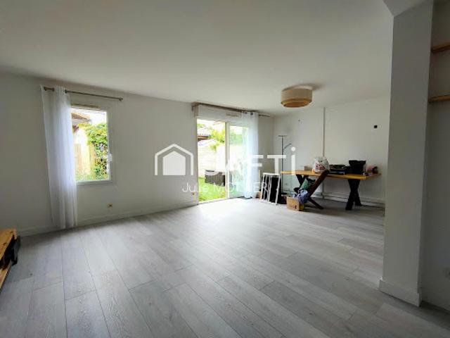 Vente Maison 4 pièces 104 m2 Saint Xandre