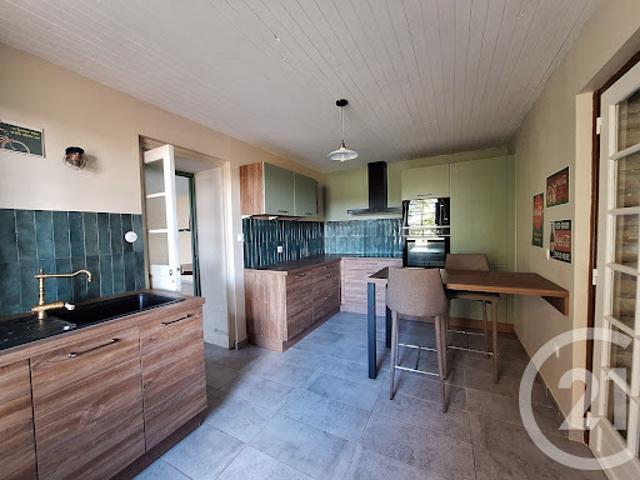 Vente Maison 4 pièces 104.8 m2 Saint Priest la Marche
