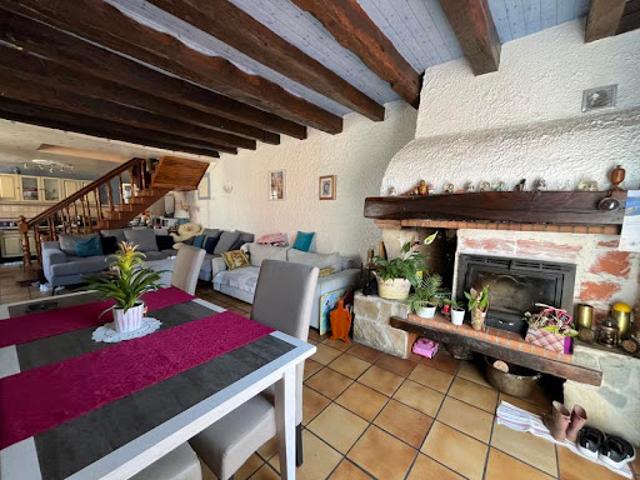 Vente Maison 4 pièces 105 m2 Beaumont de Lomagne