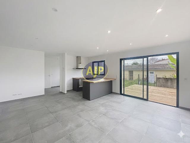 Vente Maison 4 pièces 105 m2 Begles