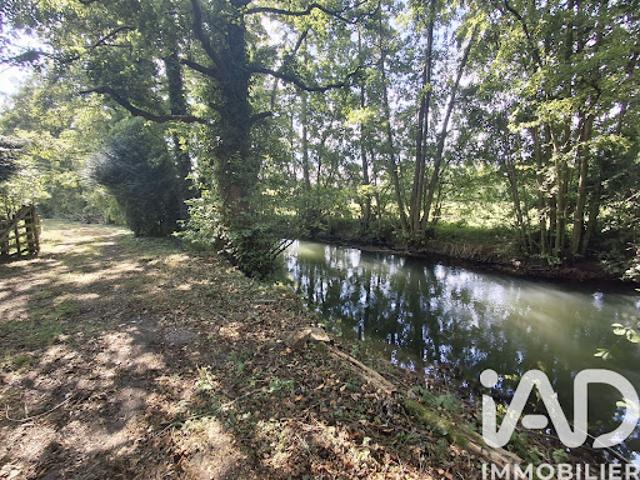 Vente Maison 4 pièces 105 m2 Charleval