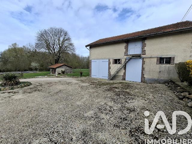 Vente Maison 4 pièces 105 m2 Charny le Bachot