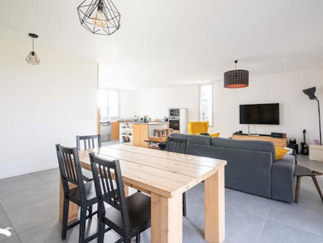 Vente Maison 4 pièces 105 m2 Lanta
