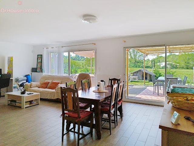 Vente Maison 4 pièces 105 m2 Laruscade
