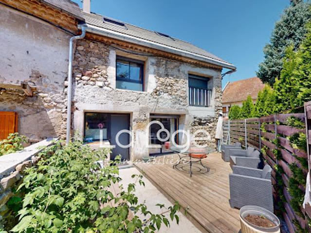 Vente Maison 4 pièces 105 m2 Saint Laurent du Cros