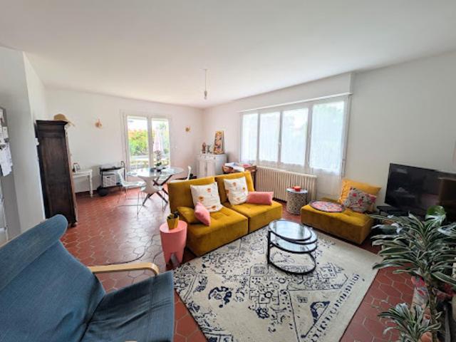 Vente Maison 4 pièces 105.25 m2 Léognan