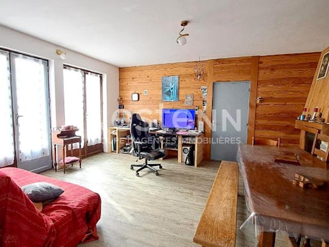 Vente Maison 4 pièces 106 m2 Laroque d'Olmes