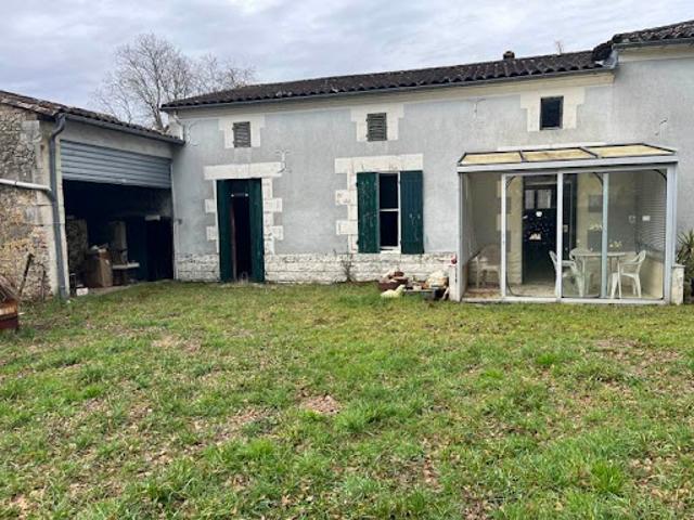 Vente Maison 4 pièces 107 m2 Montendre