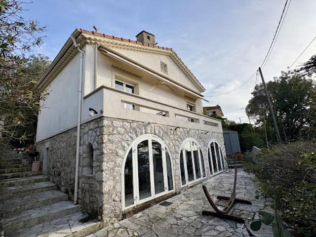 Vente Maison 4 pièces 107 m2 Nice