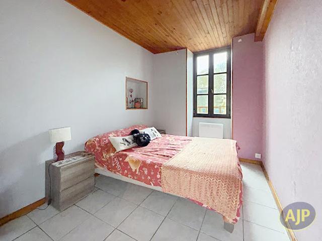 Vente Maison 4 pièces 107 m2 Jazennes