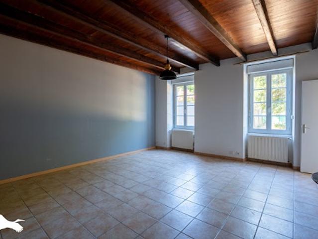 Vente Maison 4 pièces 107 m2 Saint Dizant du Gua