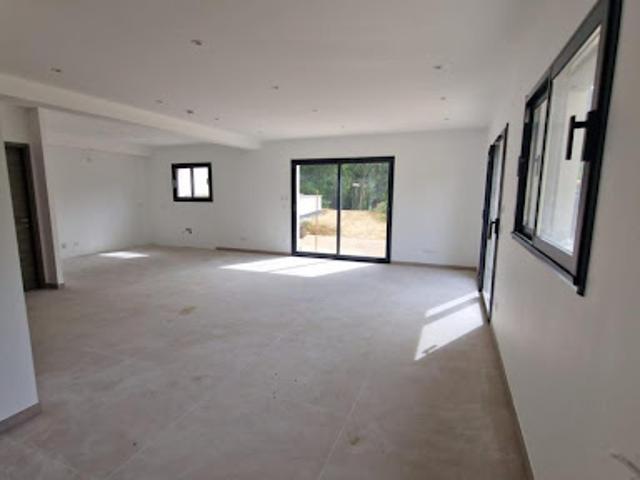Vente Maison 4 pièces 108 m2 Moye