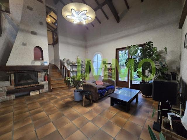 Vente Maison 4 pièces 108 m2 Néronde sur Dore