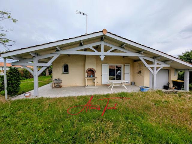 Vente Maison 4 pièces 108 m2 Ambares et lagrave