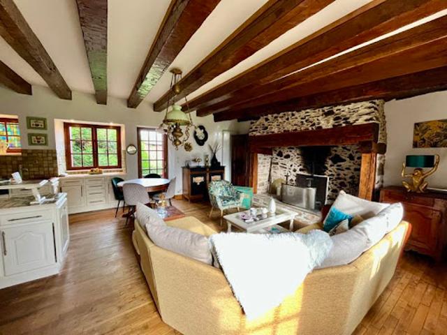 Vente Maison 4 pièces 108 m2 Lubersac