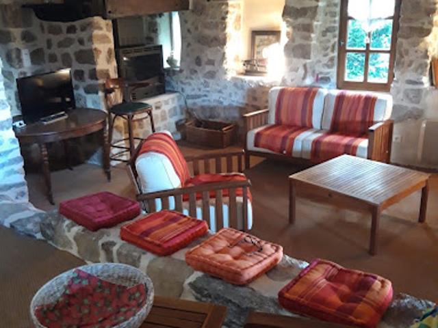 Vente Maison 4 pièces 108 m2 Saint Pierre de Colombier