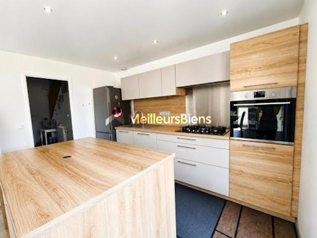 Vente Maison 4 pièces 109 m2 Echenevex