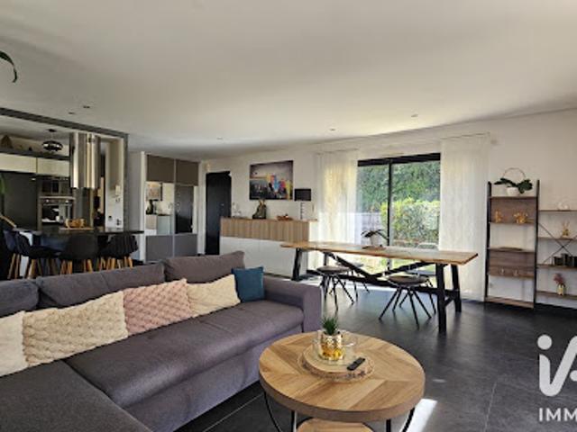 Vente Maison 4 pièces 109 m2 Saint Philbert de Grand Lieu