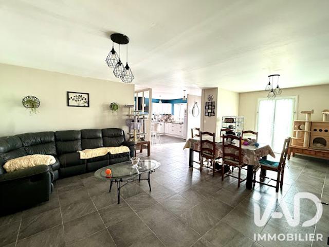 Vente Maison 4 pièces 100 m2 Moyaux