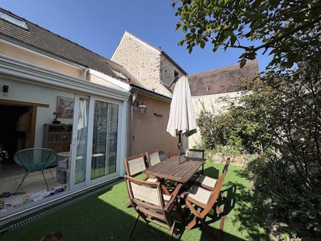 Vente Maison 4 pièces 100 m2 Chateaufort