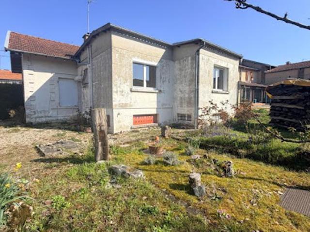 Vente Maison 4 pièces 100 m2 Laheycourt