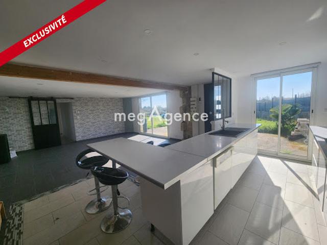 Vente Maison 4 pièces 100 m2 Saint Christoly de Blaye