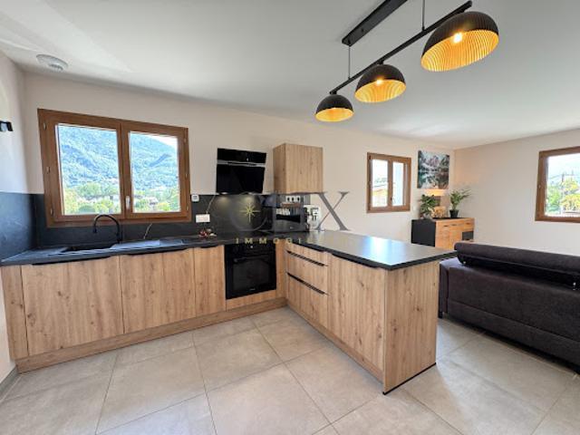 Vente Maison 4 pièces 120 m2 Sallanches