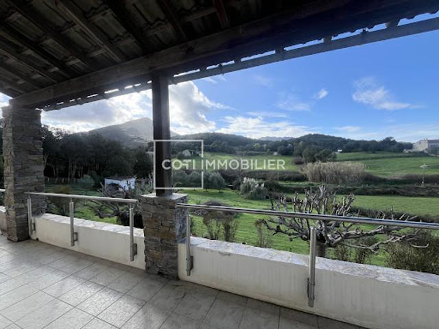 Vente Maison 4 pièces 100 m2 Sartene