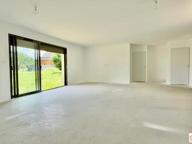 Vente Maison 4 pièces 101 m2 Neuillé Pont Pierre