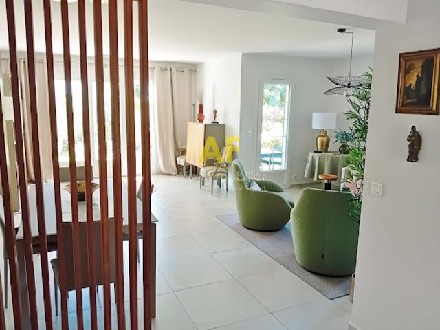 Vente Maison 4 pièces 101.15 m2 Saint raphael