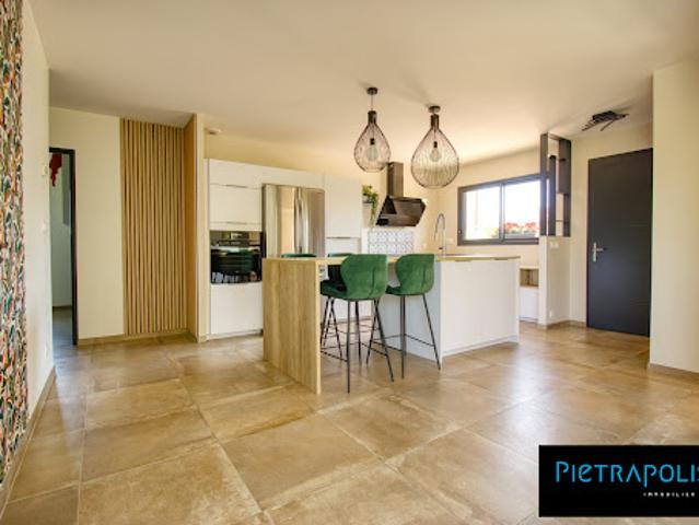 Vente Maison 4 pièces 101.29 m2 Saint Martin Belle Roche