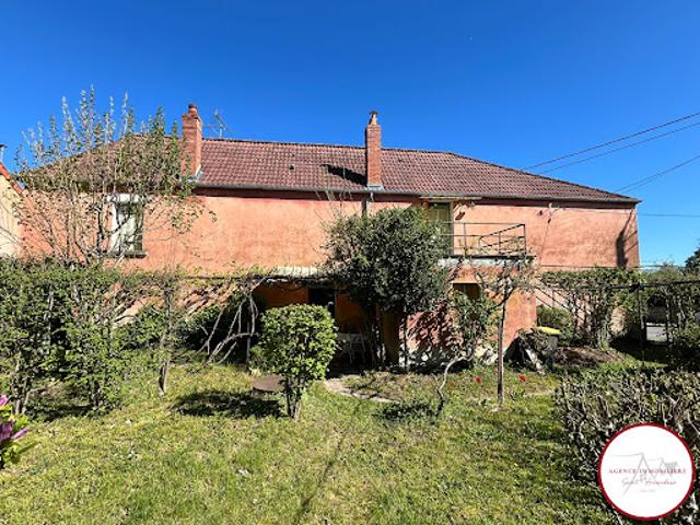 Vente Maison 4 pièces 102 m2 Charenton du Cher