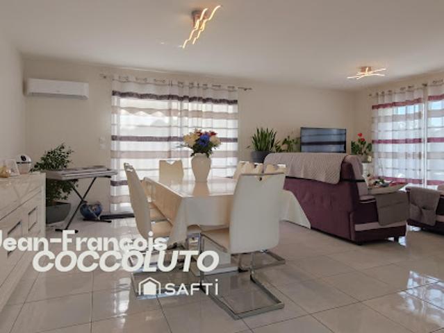 Vente Maison 4 pièces 102 m2 Roquefort