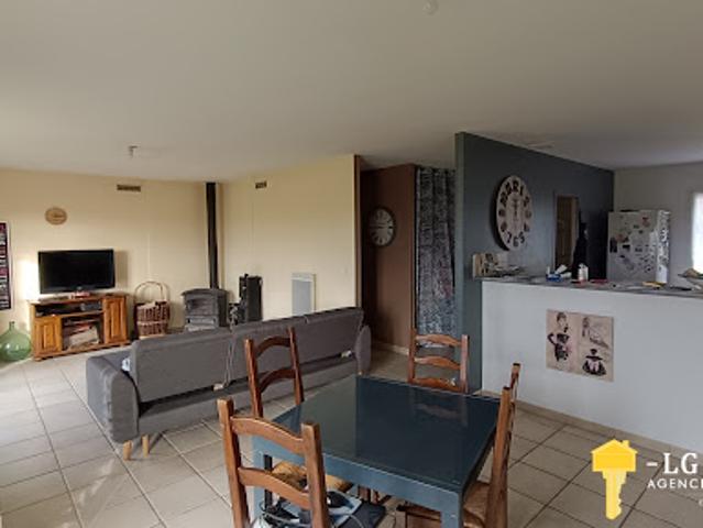 Vente Maison 4 pièces 102 m2 Saint Ciers du Taillon