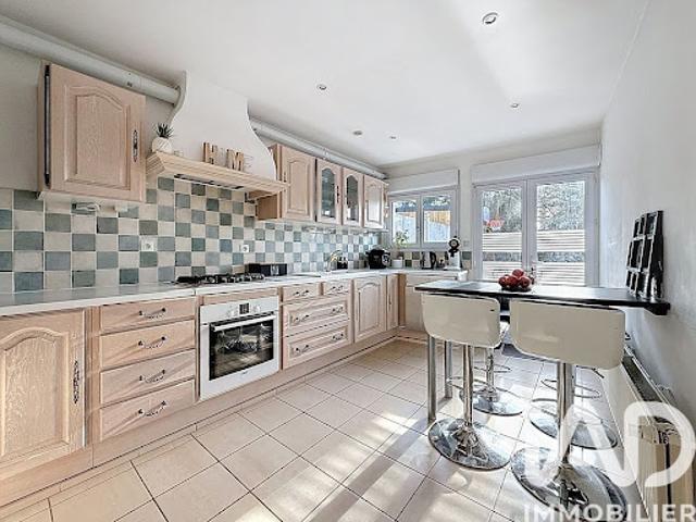 Vente Maison 4 pièces 103 m2 Neuville en Ferrain
