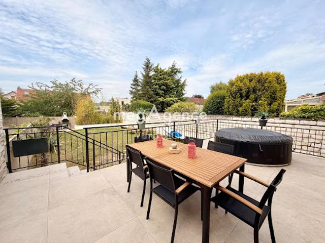 Vente Maison 4 pièces 103 m2 Sens