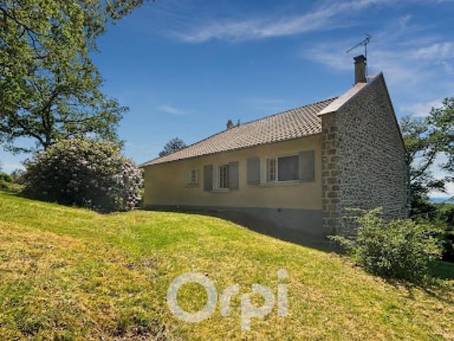 Vente Maison 4 pièces 114 m2 Compreignac
