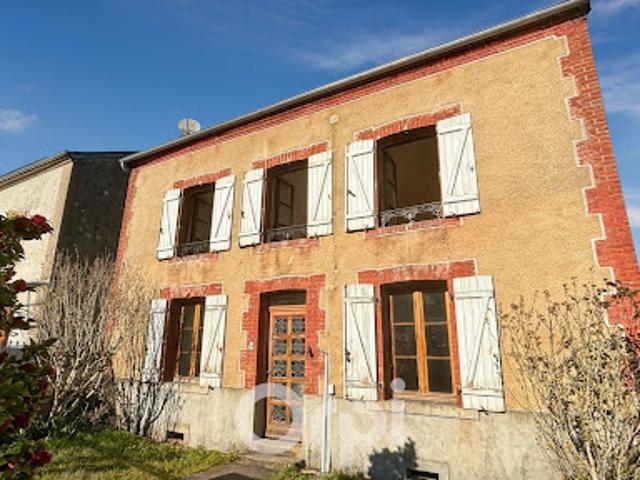 Vente Maison 4 pièces 114 m2 Saint Sulpice Laurière