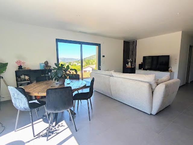 Vente Maison 4 pièces 114 m2 Saint Vallier