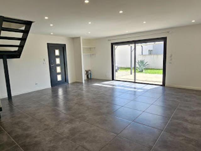 Vente Maison 4 pièces 115 m2 Montelimar