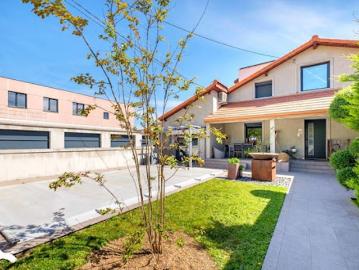 Vente Maison 4 pièces 115 m2 Bron