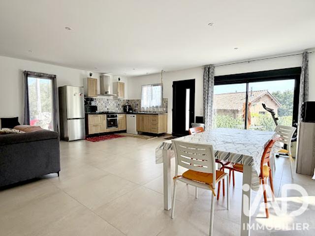 Vente Maison 4 pièces 115 m2 Saint Hippolyte du Fort