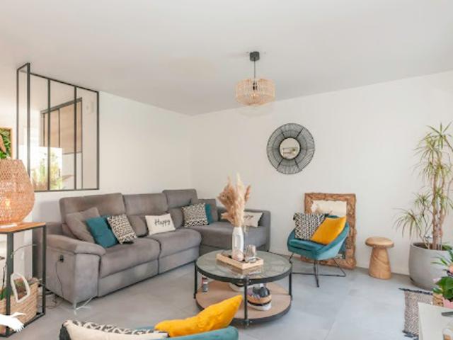 Vente Maison 4 pièces 116 m2 Montbazin