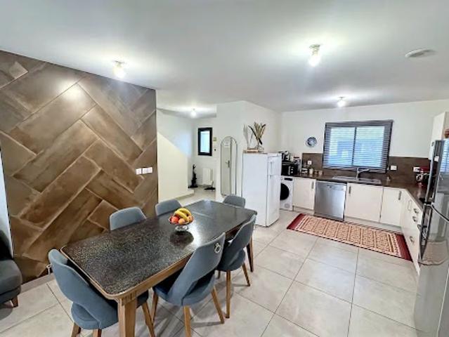 Vente Maison 4 pièces 116 m2 Caveirac