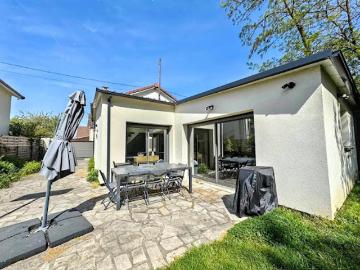 Vente Maison 4 pièces 116 m2 Le Plessis Bouchard