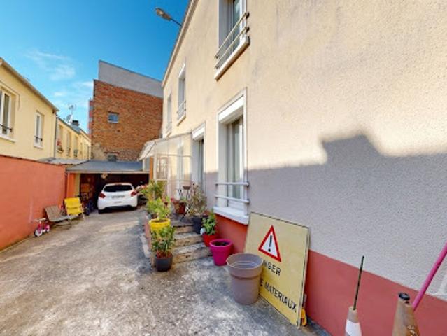 Vente Maison 4 pièces 116.02 m2 Montreuil