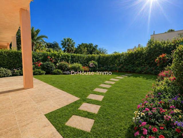 Vente Maison 4 pièces 116.79 m2 Marseille 8ème