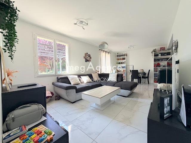 Vente Maison 4 pièces 117 m2 Auneau Bleury Saint Symphorien