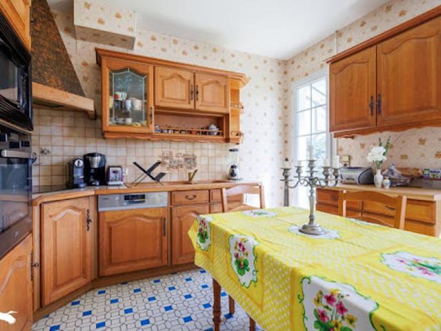 Vente Maison 4 pièces 117 m2 Saint Seurin sur l'Isle